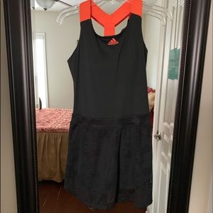 Adidas two piece tennis dress. Size large NWT.